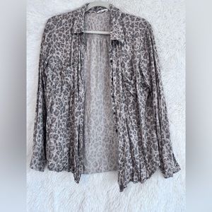 Maurices. XL. Brown/tan leopard print button up blouse.